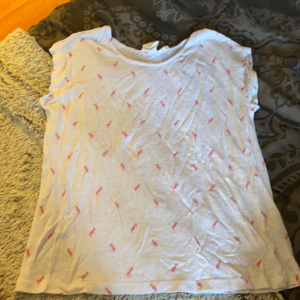 White shirt with flamingos